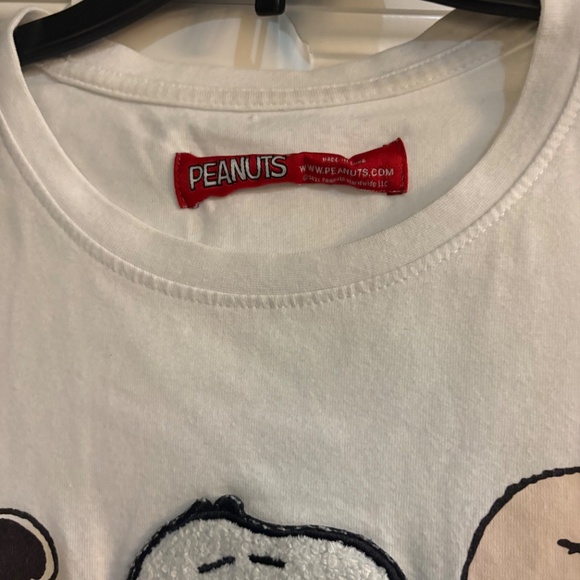 Peanuts Tee - Picture 2 of 3